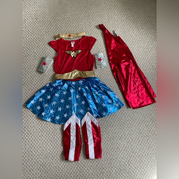 DC Wonder Woman Child Large Costume - Picture 3 of 13